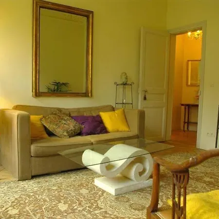 Designer - Eiffel Tower Apartman Párizs